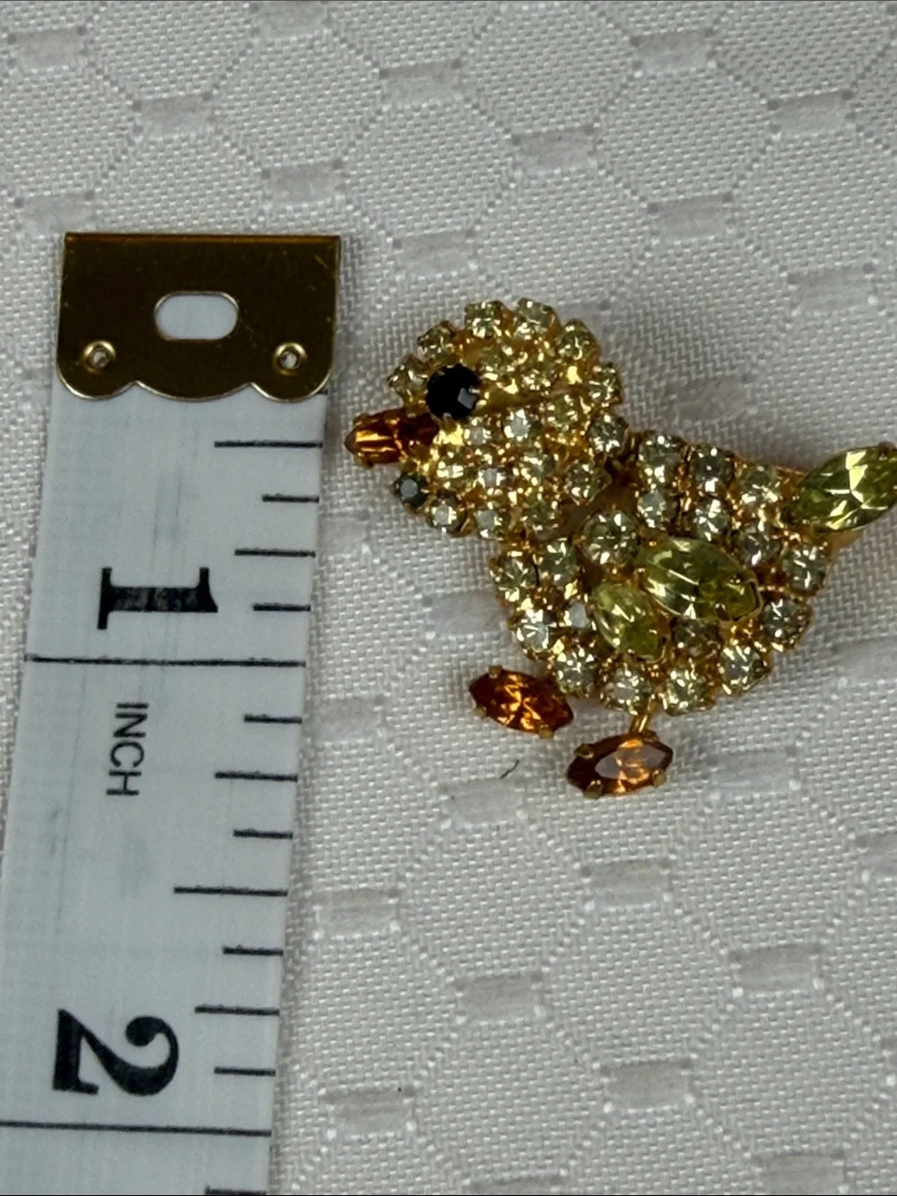 Adorable Vintage Gold Crystal Chick Brooch - with dangle legs!! So cute!